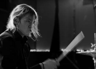 Foo Fighters Recall ‘Panic’ When Taylor Hawkins Died