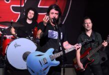 Avenged Sevenfold Guitarist Blasts Foo Fighters