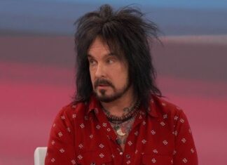 Nikki Sixx Fires Back at Vince Neil Insult